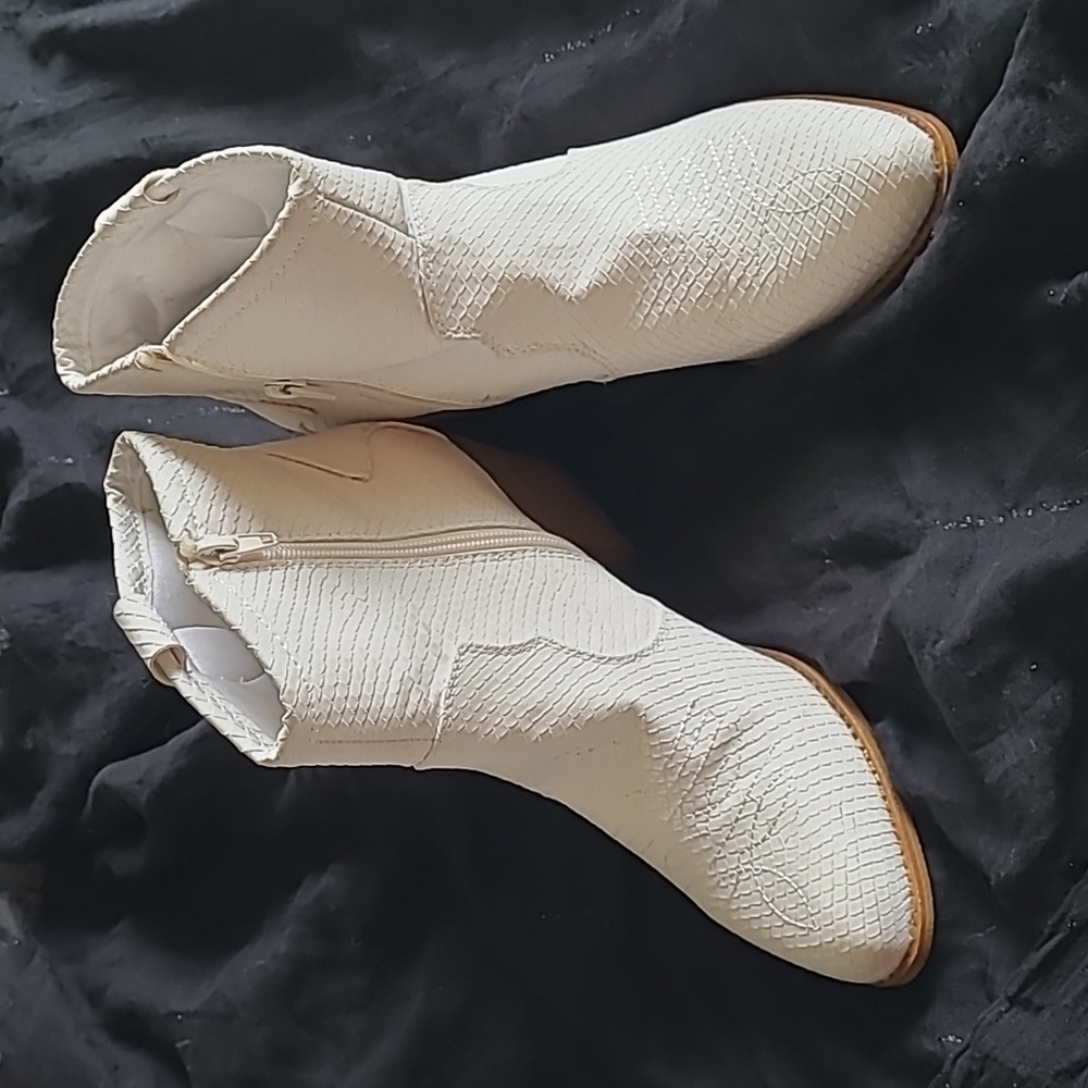 Dirty Laundry women's Unite Western ankle boots sz 9 1/2